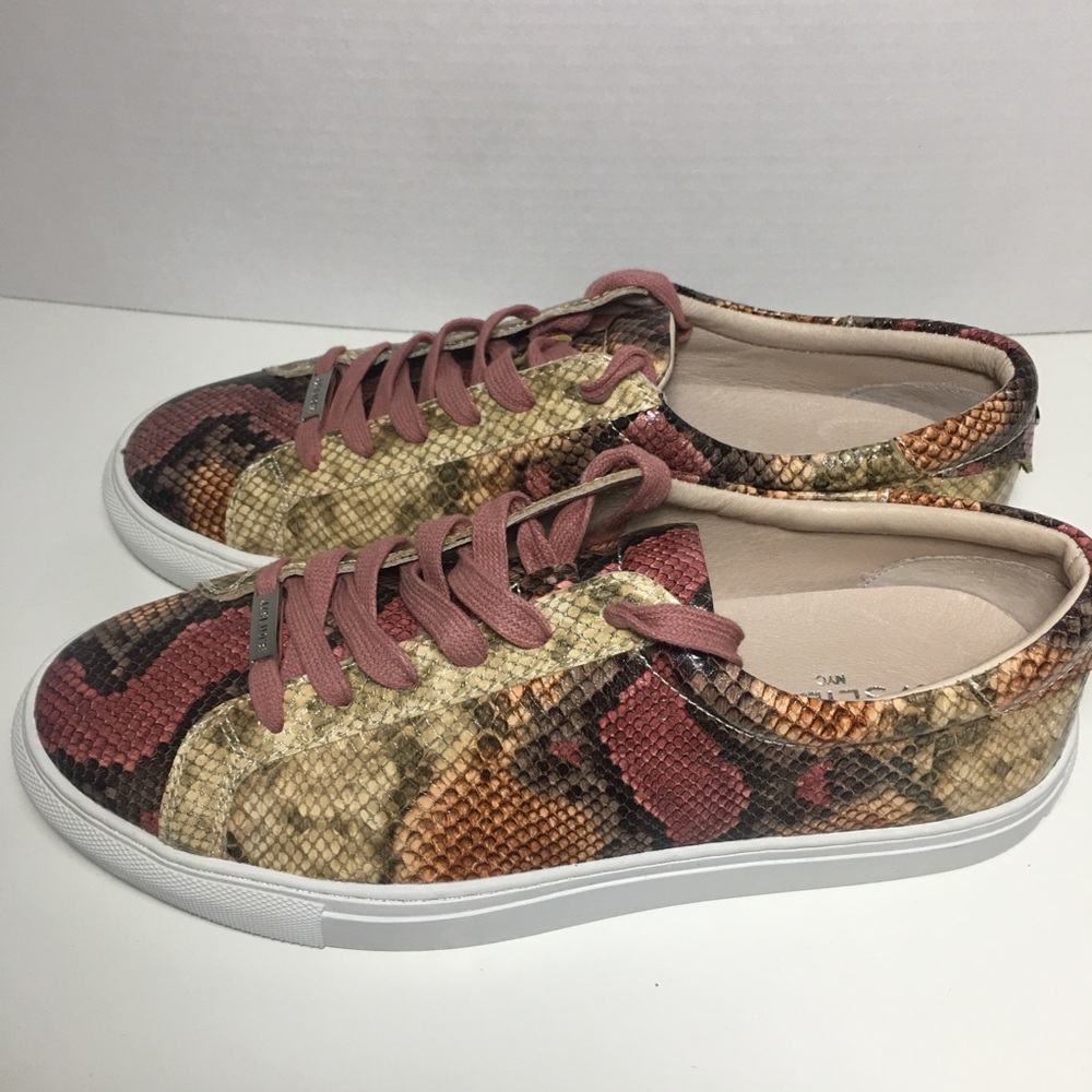 New Jslides Lacee Pink Snake Sneaker. NWOT